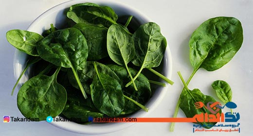 stretch-marks-nutrition-spinach