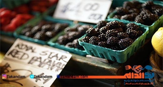 stretch-marks-nutrition-berries