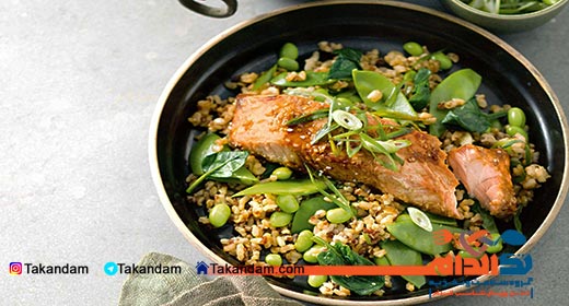 stretch-marks-nutrition-salmon