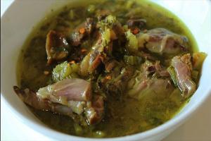 خورشت کرفس