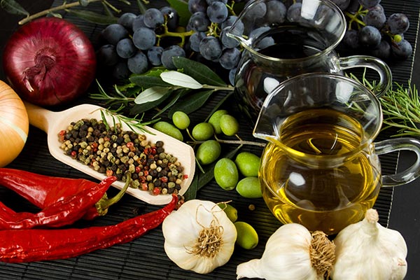 سرکه و روغن زیتون درمان مناسب برای چربی خون