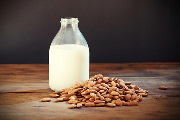 شیر و لبنیات ایده ای مناسب جهت پیشگیری از ابتلا به پوکی استخوان