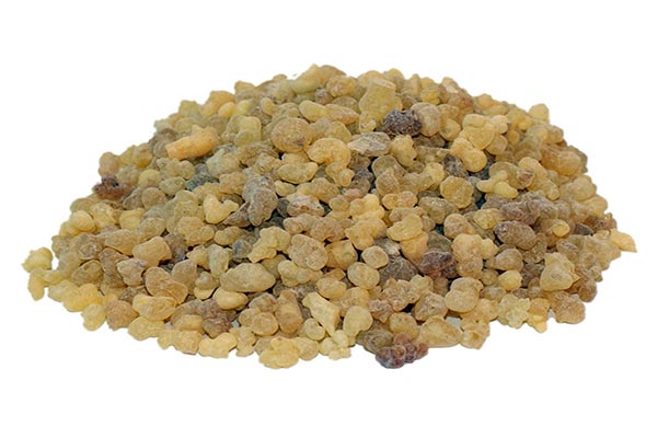کندر و خواص آن