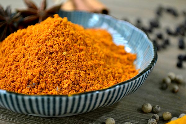 ادویه کاری و خواص آن
