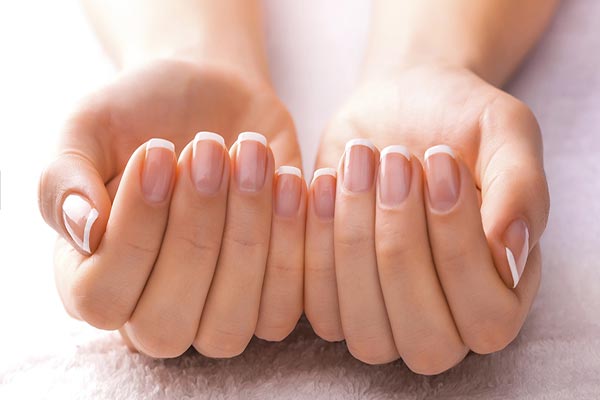 دلایل سفیدی ناخن و چگونگی برطرف کردن آن