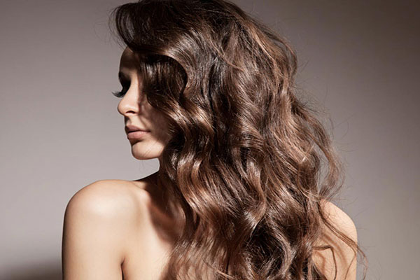 حجم دهی به مو با چند روش ساده