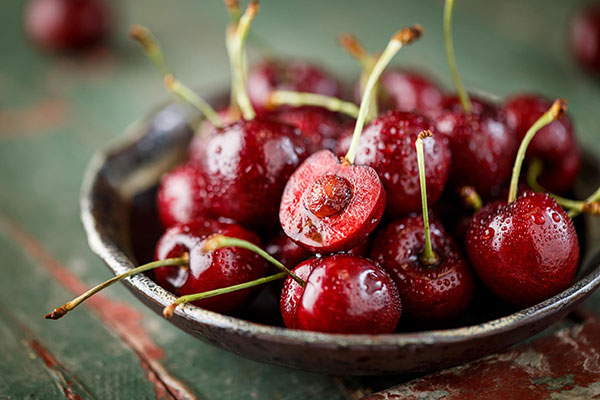گیلاس میوه ای خوشمزه و پر از خاصیت